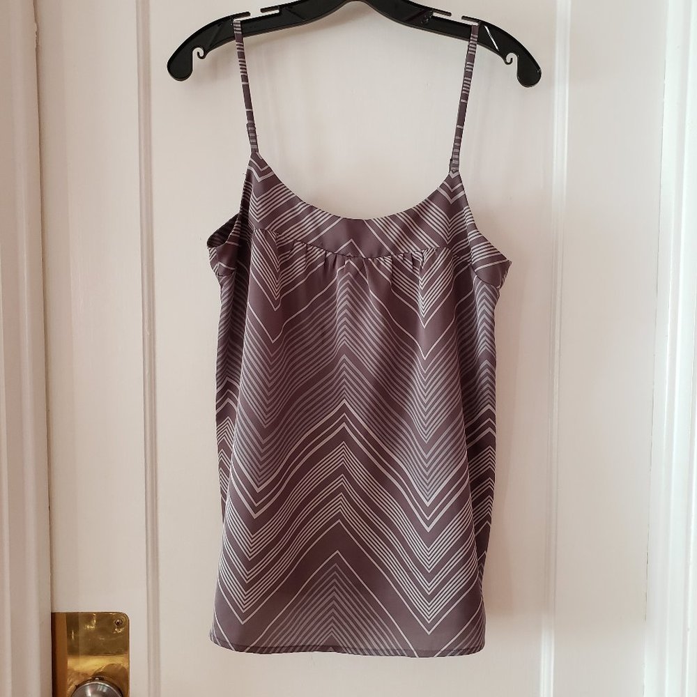 Old Navy Grey Striped Cami Tank Top Satin Feel Adjustable Straps Women's Size M